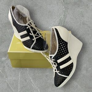 Y2K Micheal Kors Heidi Sneaker Sport Leather Women’s size 10 Black White Wedges
